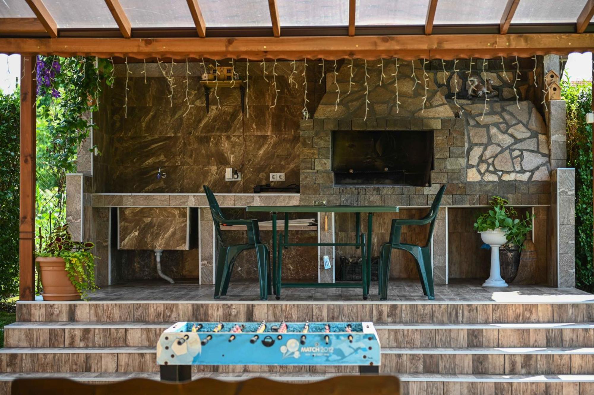 Guest House Erida Trastenik Exteriér fotografie