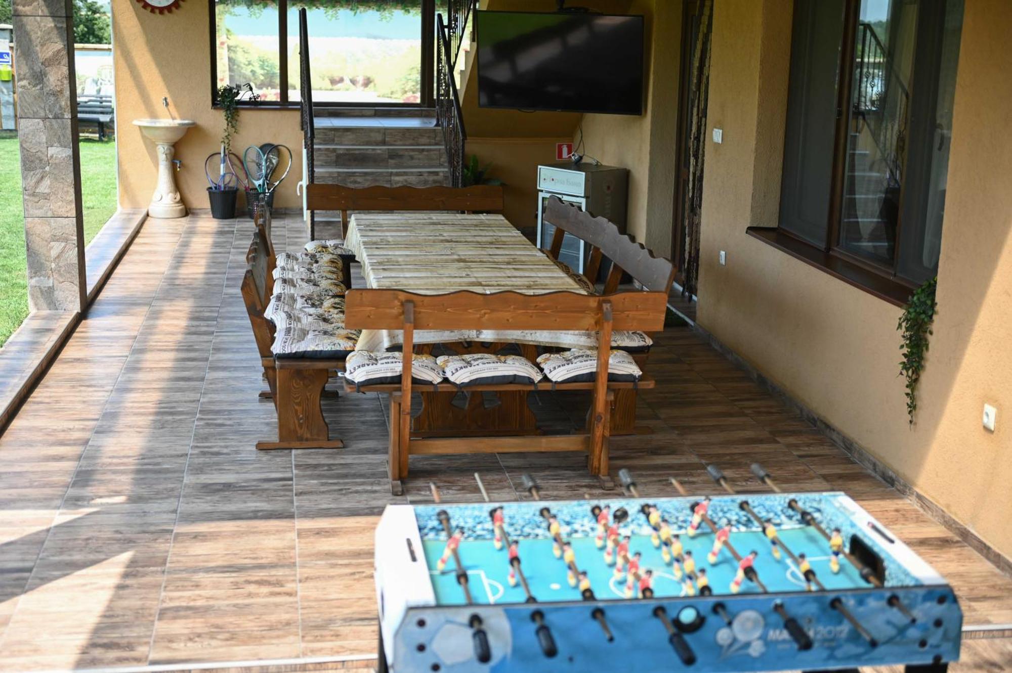 Guest House Erida Trastenik Exteriér fotografie